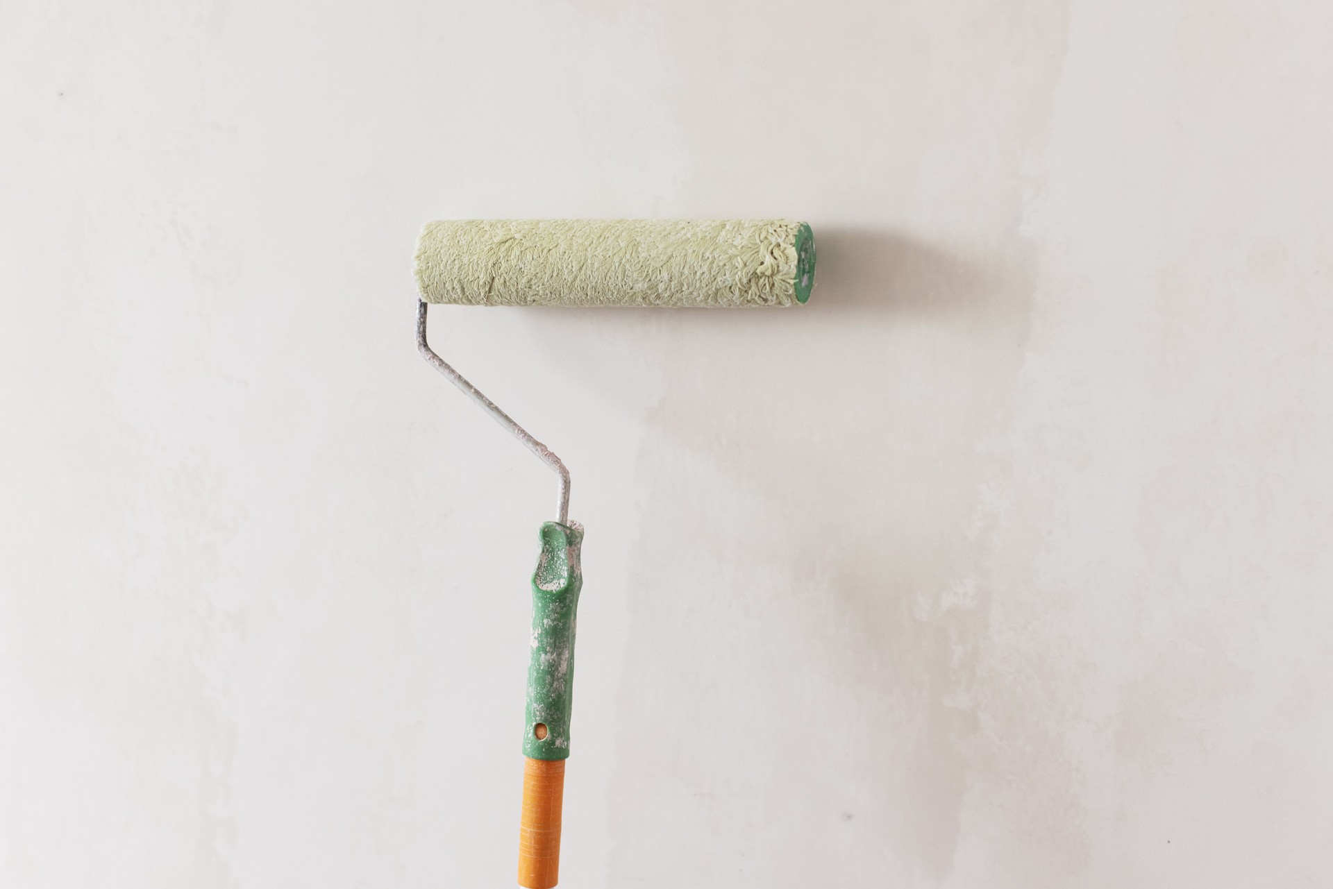 Apply primer on wall. Roller